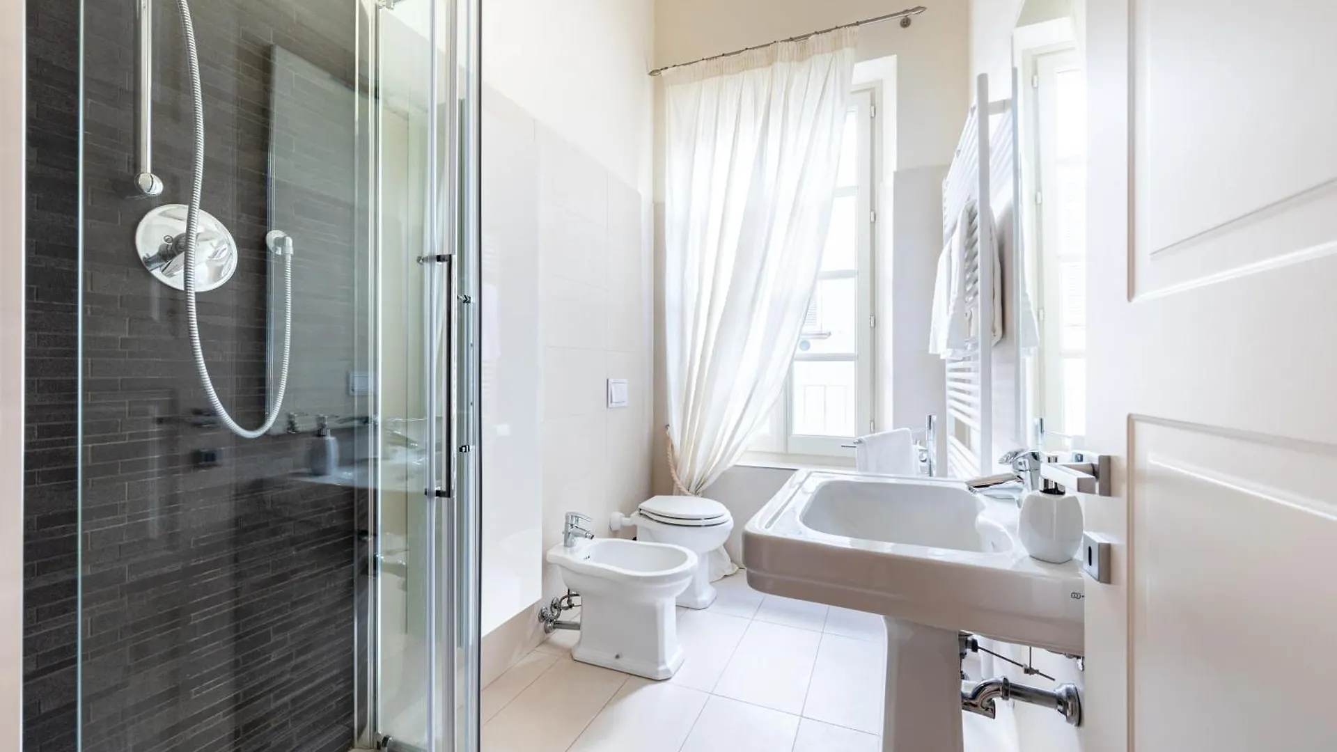 Chic Elegance At Borgo Tommasini Apartment Parma